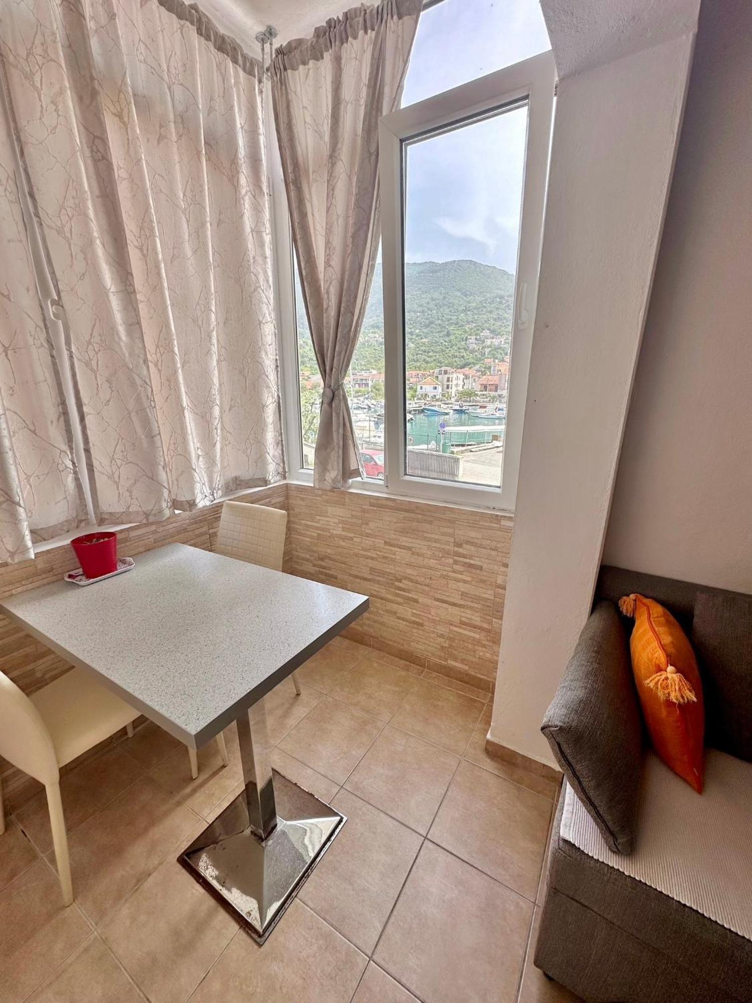 Villa Nela Tivat Exterior photo